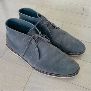 Men’s Mid Chukka Boot